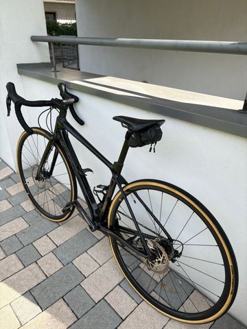 Liv Langma Advanced Disc 1 2022 2022 Road & Gravel usato, Nero — immagine 1 di 8