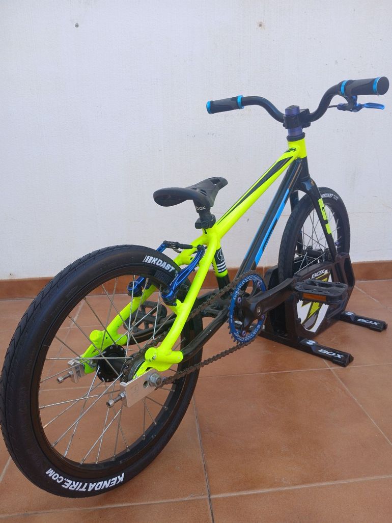 GT Mach One 16 2022 2022 Urban usato, Nero — immagine 3 di 7