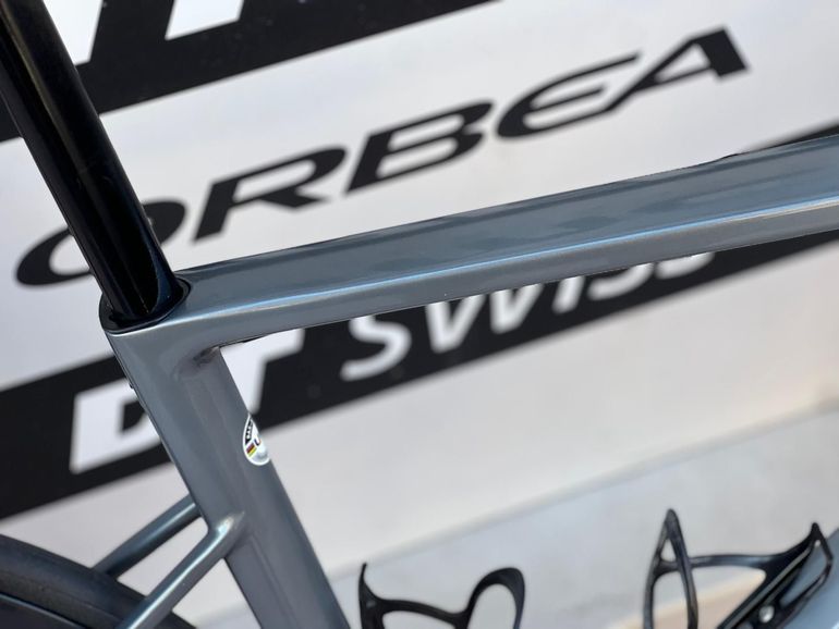 Basso Astra Frameset 2025 2025 Road & Gravel usato, Grigio chiaro — immagine 8 di 12