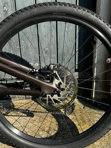 Použité Specialized Stumpjumper Comp 2023 2023 Mountainbike — obrázek 8 z 19
