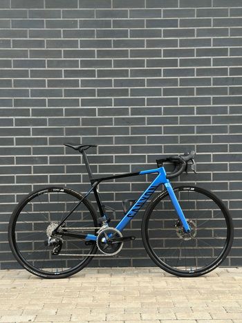 Canyon Ultimate CF SL 7 AXS 2023 2023 Road & Gravel d'occasion