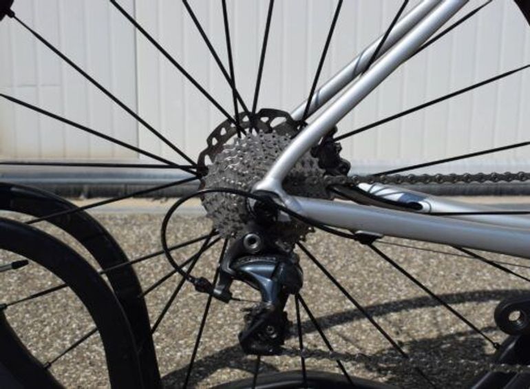 Cannondale CAAD 13 2022 Road & Gravel usato, Grigio chiaro — immagine 3 di 3