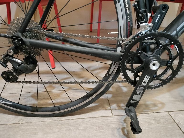 Cannondale Caad Shimano 105 2016 Road & Gravel usato, Nero — immagine 4 di 4