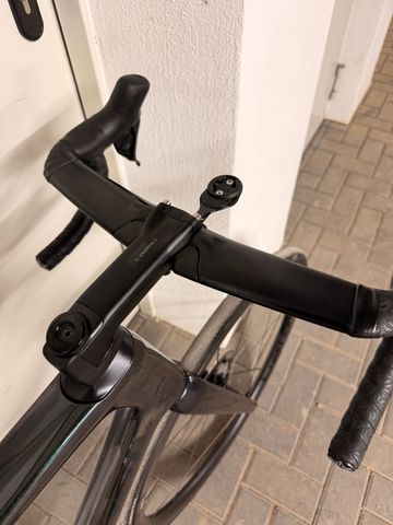 Used Specialized SL7 Pro 2023 2023 Road & Gravel, Green — image 7 of 15