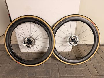 Used Specialized SL7 Pro 2023 2023 Road & Gravel, Green — image 13 of 15