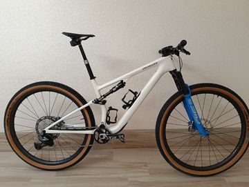 Specialized Epic 8 Pro - SRAM X0 AXS, RockShox Ultimate 2025 2025 MTB usato