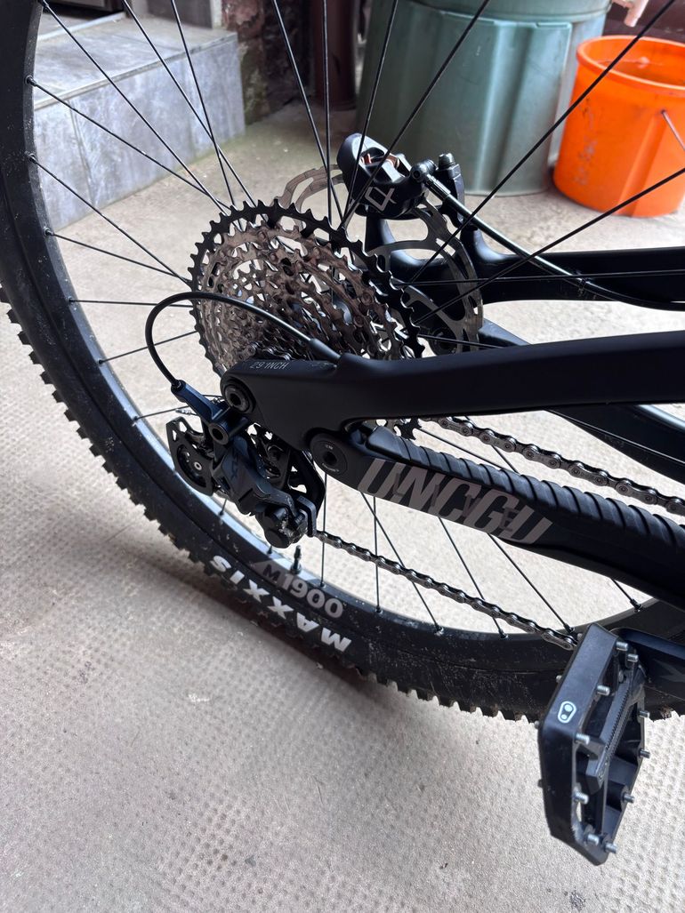 Brugt YT Industries Jeffsy 29 CORE 2 CF 2025 2025 Mountainbike — billede 3 af 6