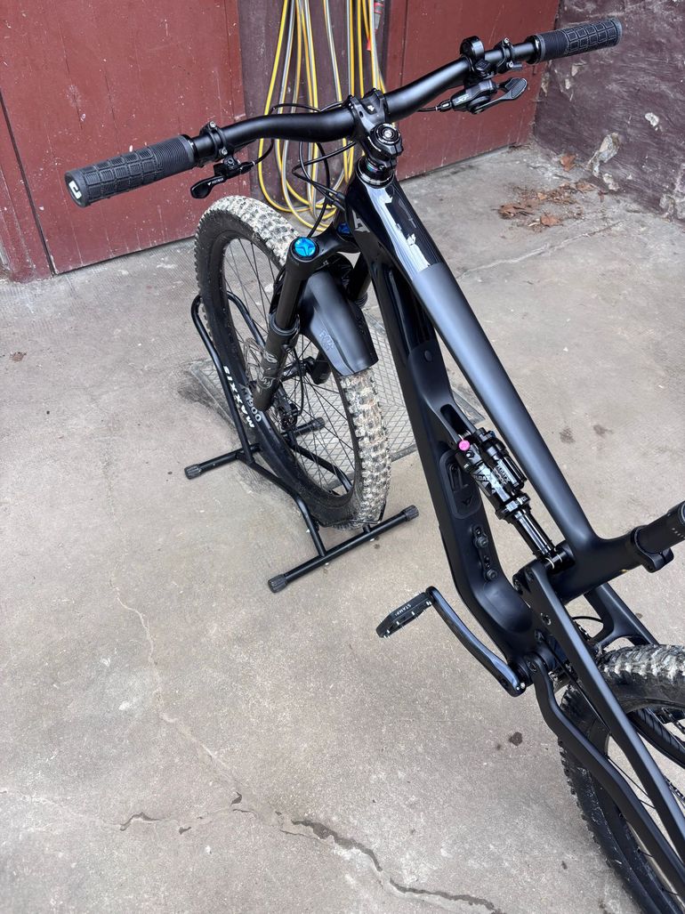 Brugt YT Industries Jeffsy 29 CORE 2 CF 2025 2025 Mountainbike — billede 5 af 6