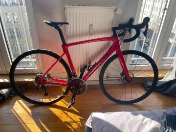 Specialized Roubaix 2021 2021 Road & Gravel usato, Rosso — immagine 1 di 3