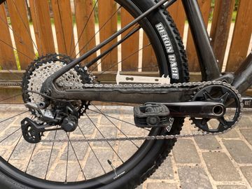 Použité Trek Supercaliber 9.8 XT 2023 2023 Mountainbike — obrázek 4 z 6