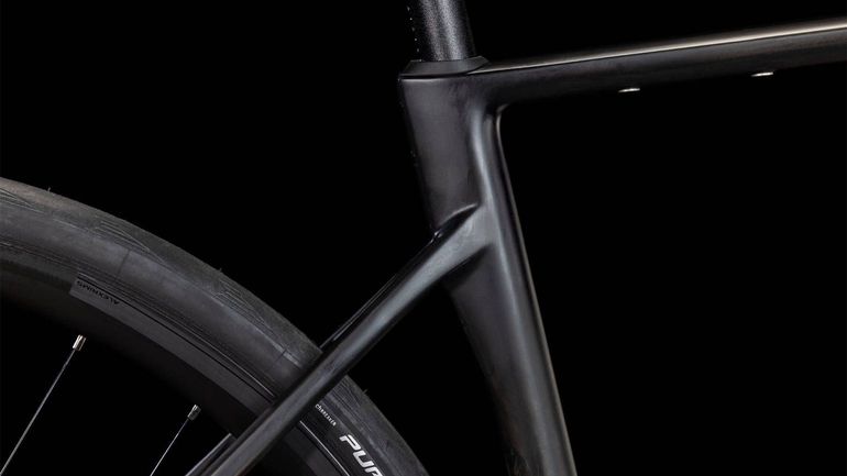 Brugt CUBE ATTAIN C:62, RACE 2025 2025 Road & Gravel — billede 3 af 8