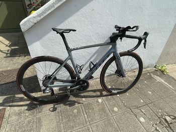 Used Scott Addict RC 10 2023 2023 Road & Gravel