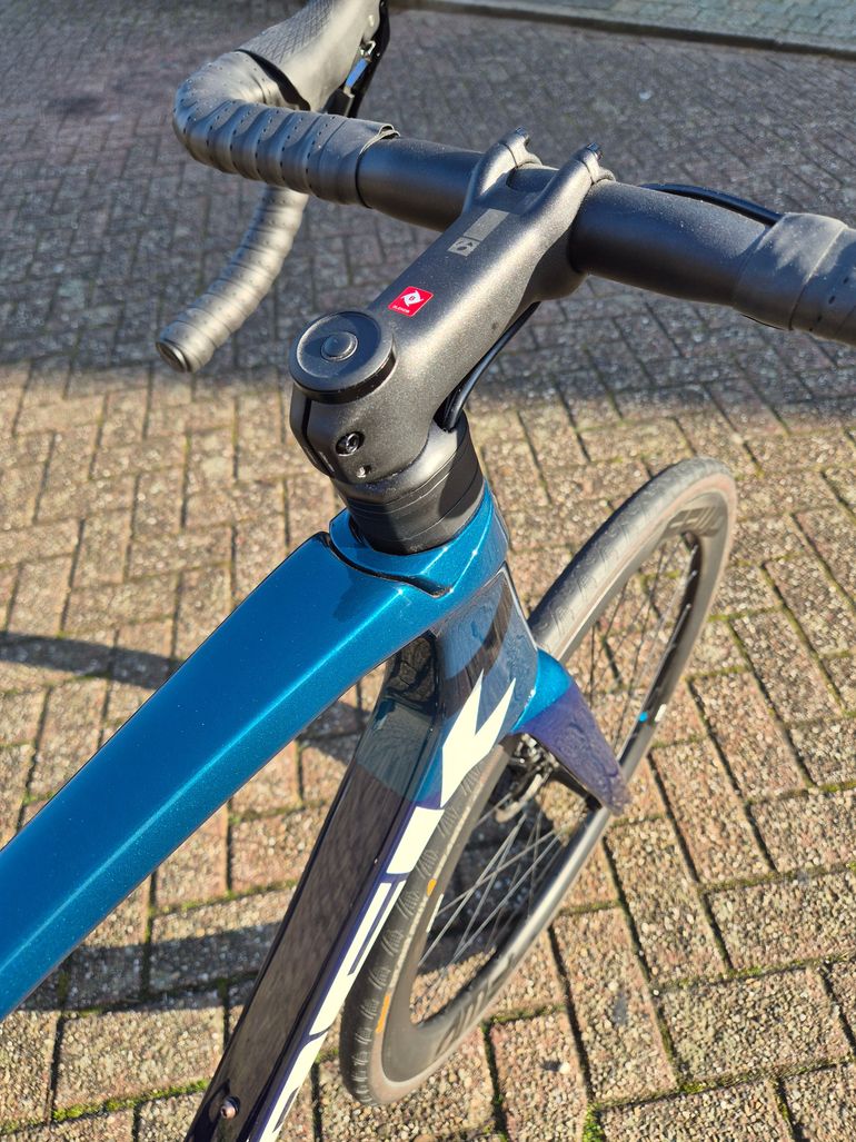 Brugt Trek Émonda SL 5 2024 2024 Road & Gravel — billede 8 af 12