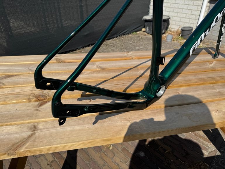 Fiftyone Assassin Frameset 2027 Road & Gravel de segunda mano, Verde — imagen 3 de 7