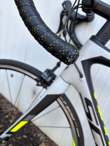 Gebrauchtes Scott Addict 10 2017 2017 Road & Gravel, Hellgrau — Bild 5 von 7