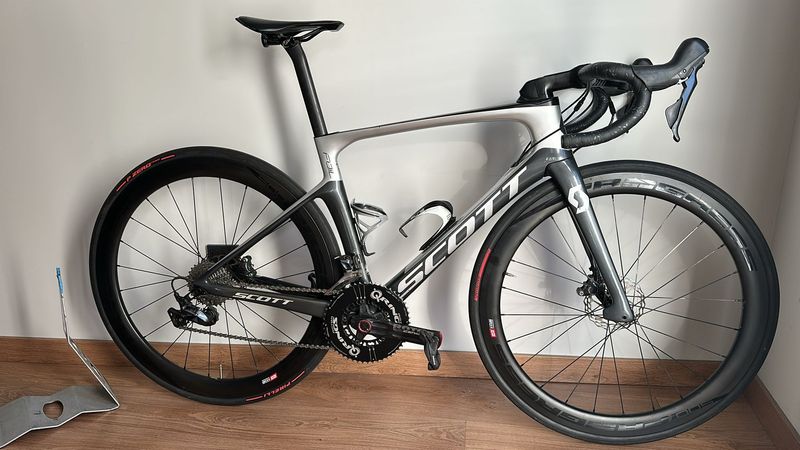 Gebrauchtes Scott Foil 20 disc silver/black 2019 2019 Road & Gravel