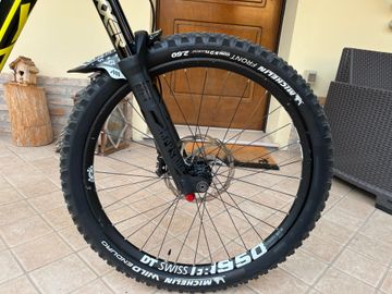 Used YT Industries Tues CF 2018 2018 Mountainbike, Black, 27.5 — image 4 of 10