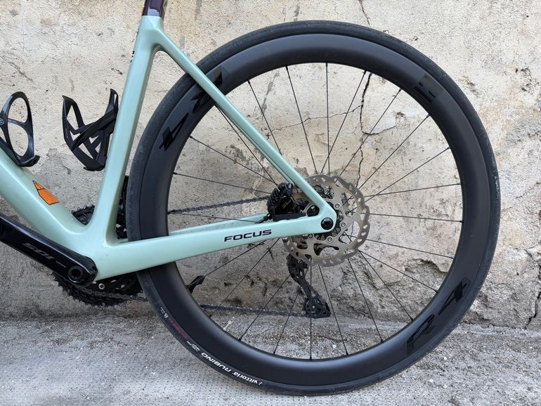 Brugt Focus IZALCO MAX 8.8 2024 2024 Road & Gravel — billede 5 af 6