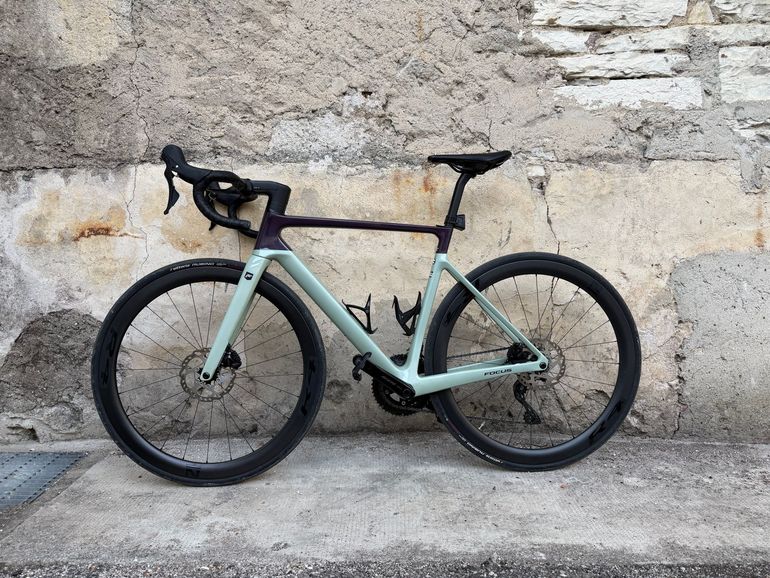 Brugt Focus IZALCO MAX 8.8 2024 2024 Road & Gravel — billede 2 af 6