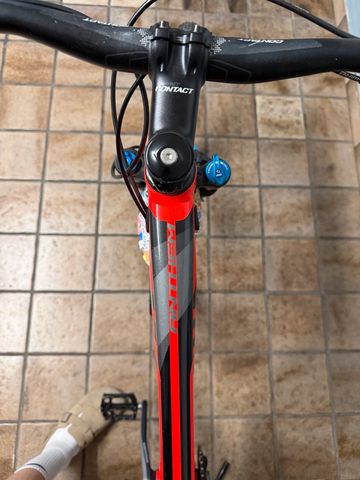 Tweedehands Giant Anthem 29 2 2020 2020 Mountainbike — afbeelding 5 van 7