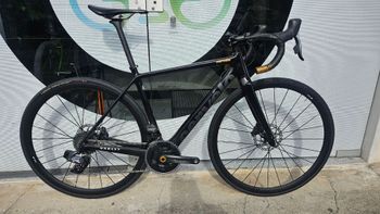Brugt Cervélo R-Series Force eTap AXS Disc 2021 2021 Road & Gravel