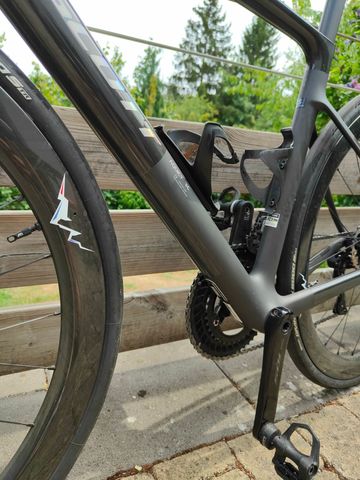 Używany Scott Addict RC 30 2025 2025 Road & Gravel — zdjęcie 10 z 13