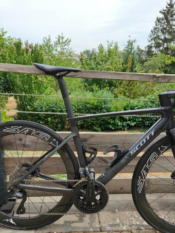 Używany Scott Addict RC 30 2025 2025 Road & Gravel — zdjęcie 3 z 13