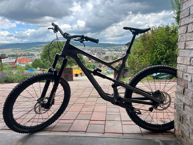 Brugt YT Industries Jeffsy 27 CF Pro 2018 2018 MTB