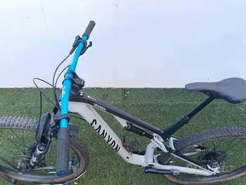 Canyon Neuron CF 8 2024 2024 Mountainbike usato, Grigio chiaro — immagine 5 di 11