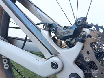 Used Canyon Neuron CF 8 2024 2024 Mountainbike, Light Gray, 29 — image 8 of 11