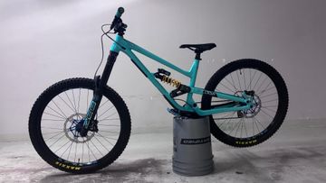 Używany Commencal CLASH RIDE 2024 2024 Mountainbike — zdjęcie 2 z 8