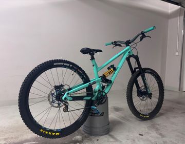 Używany Commencal CLASH RIDE 2024 2024 Mountainbike — zdjęcie 4 z 8