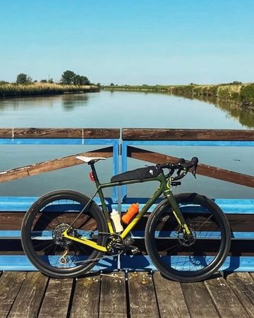 Used Open ENVE 2023 Road & Gravel, Green — image 1 of 8