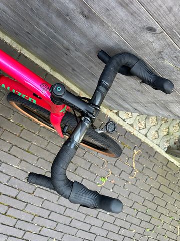 Used Specialized Crux Comp 2024 2024 Road & Gravel, Red — image 9 of 10