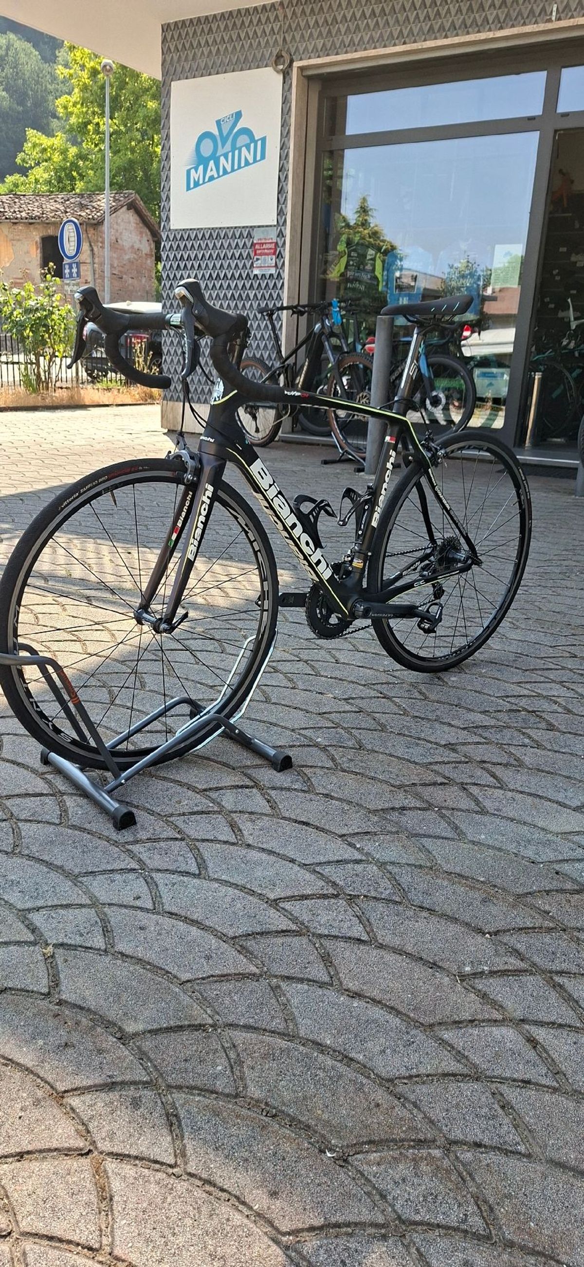 Bianchi Infinito CV Ultegra 2016 | buycycle
