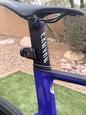 Canyon Aeroad CF SLX 8 eTap 2024 2024 Road & Gravel usato, Blu — immagine 4 di 12