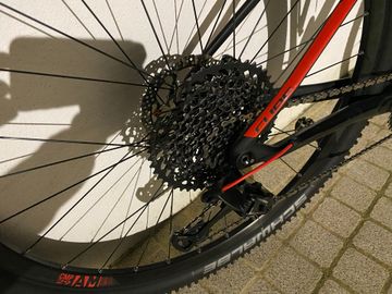CUBE REACTION C:62 Pro 2018 2018 Mountainbike d'occasion — image 4 sur 7