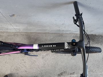Używany Mondraker F-PODIUM RR 2024 2024 Mountainbike — zdjęcie 4 z 11