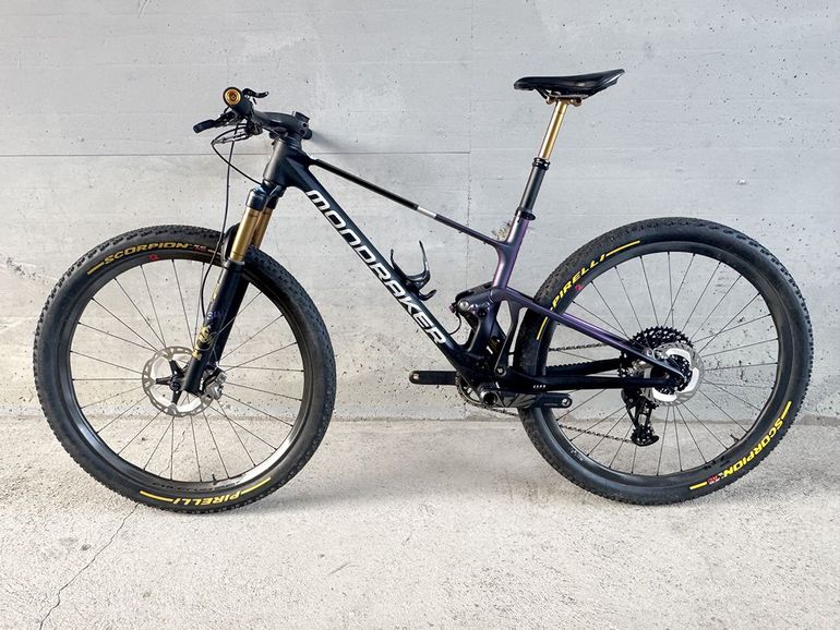Brugt Mondraker F-PODIUM RR 2024 2024 Mountainbike — billede 2 af 11