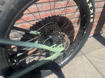 Tweedehands Canyon Dude CF 8 2021 2021 Mountainbike — afbeelding 4 van 6