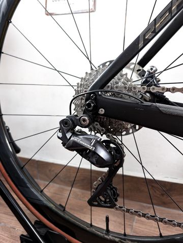 Used Merida Reacto Disc 9000-E 2021 2021 Road & Gravel, Black — image 9 of 24