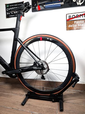 Used Merida Reacto Disc 9000-E 2021 2021 Road & Gravel, Black — image 22 of 24