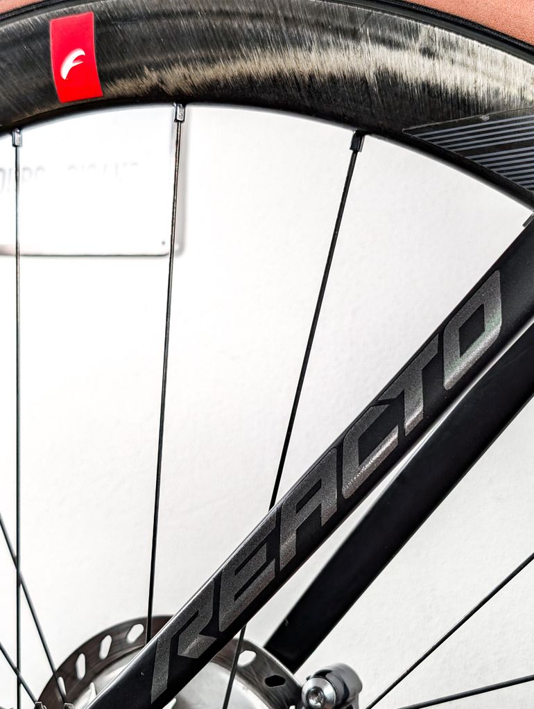 Używany Merida Reacto Disc 9000-E 2021 2021 Road & Gravel — zdjęcie 16 z 24