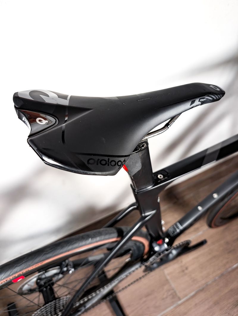 Used Merida Reacto Disc 9000-E 2021 2021 Road & Gravel, Black — image 18 of 24