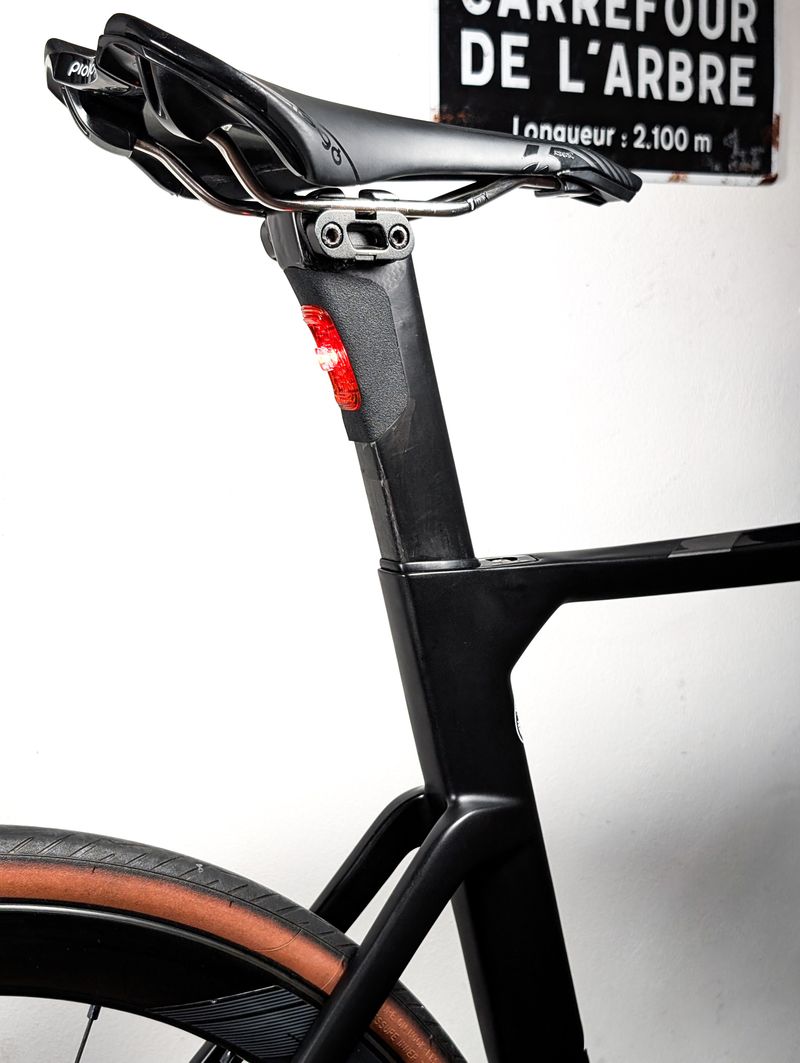 Used Merida Reacto Disc 9000-E 2021 2021 Road & Gravel, Black — image 17 of 24