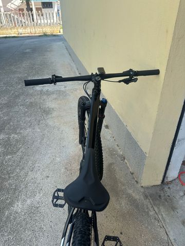 Cannondale F-Si Carbon 5 2019 2019 Mountainbike usato, Nero — immagine 3 di 6