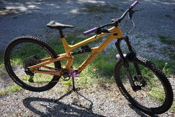 Used Canyon Torque 29 CF 7 2022 2022 Mountainbike, Orange, 29 — image 2 of 22