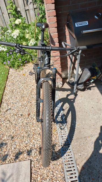Used Scott Scale 925 2023 2023 Mountainbike, Black, 29 — image 2 of 5