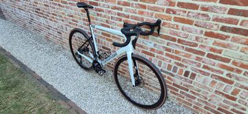 Used Cannondale SuperSix EVO Shimano 105 Di2 2024 Road & Gravel, White — image 2 of 11