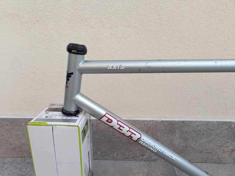 Used Diamondback Axis Frameset 1993 Mountainbike, Light Gray — image 13 of 17